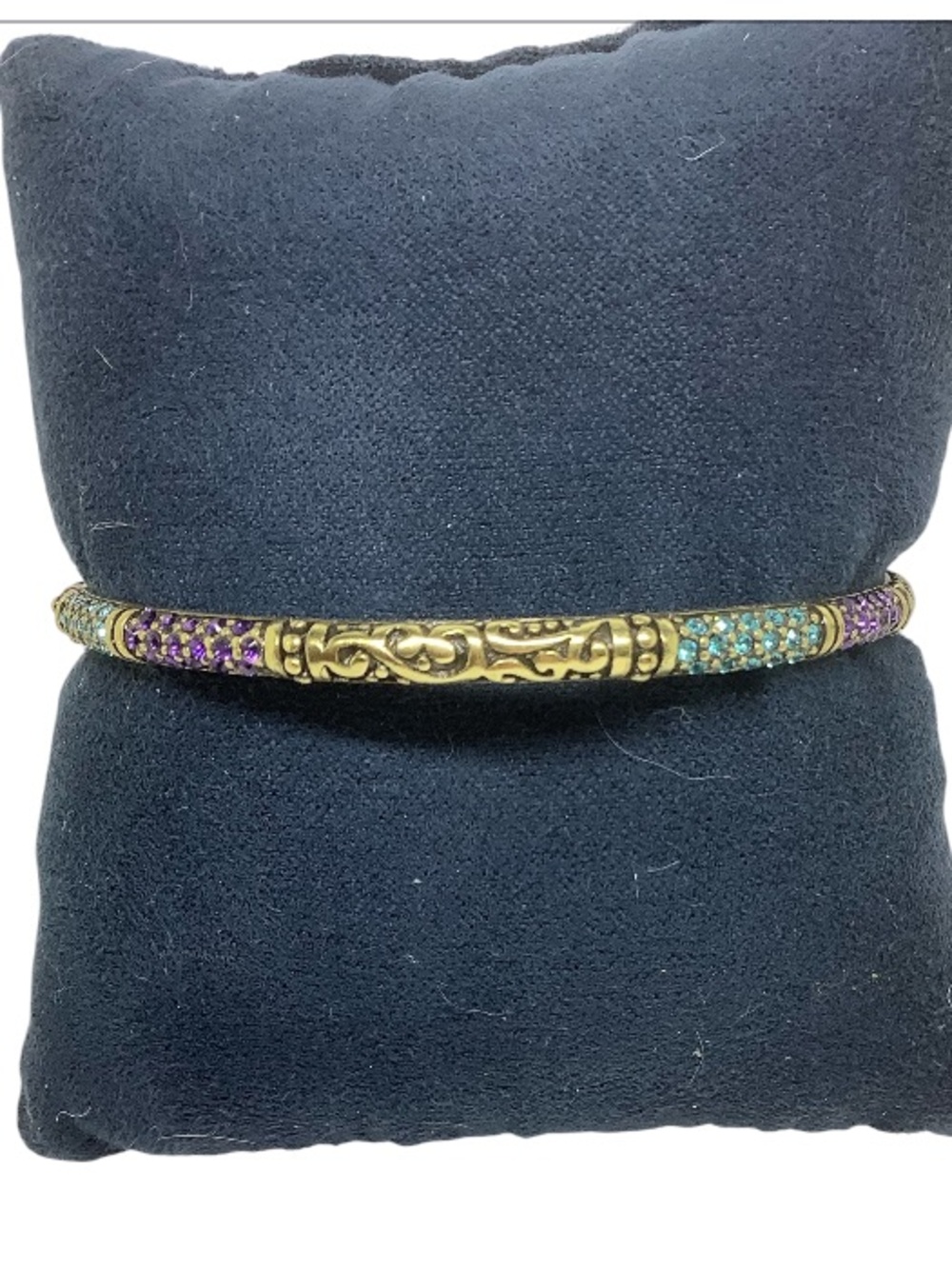 NWOT Heidi Daus Swarovski crystal bangle bracelet Size Medium